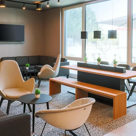 Bruchsal-karlsdorf 3* Karlsdorf-Neuthard